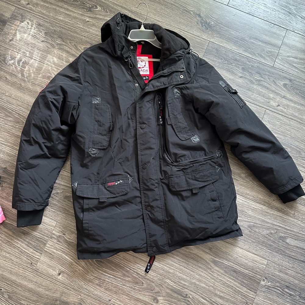 Man’s winter jacket - Picture 8 of 9